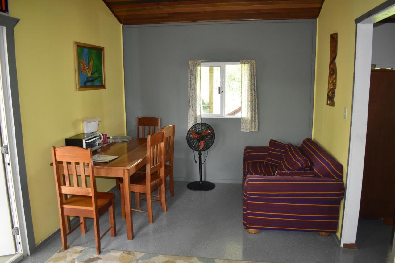 Hidden Haven Pansiyon Unitedville Dış mekan fotoğraf